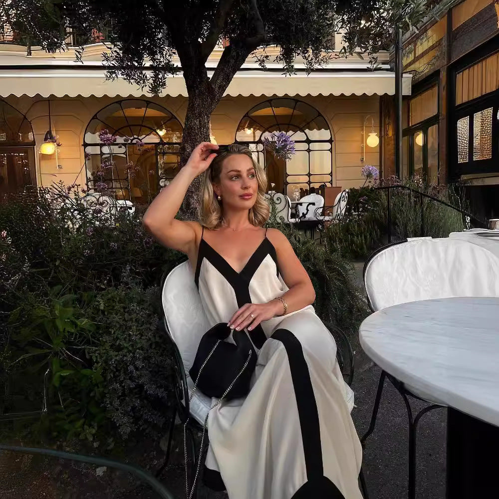 Vestido Feminino Longo em Decote V - Nicolette