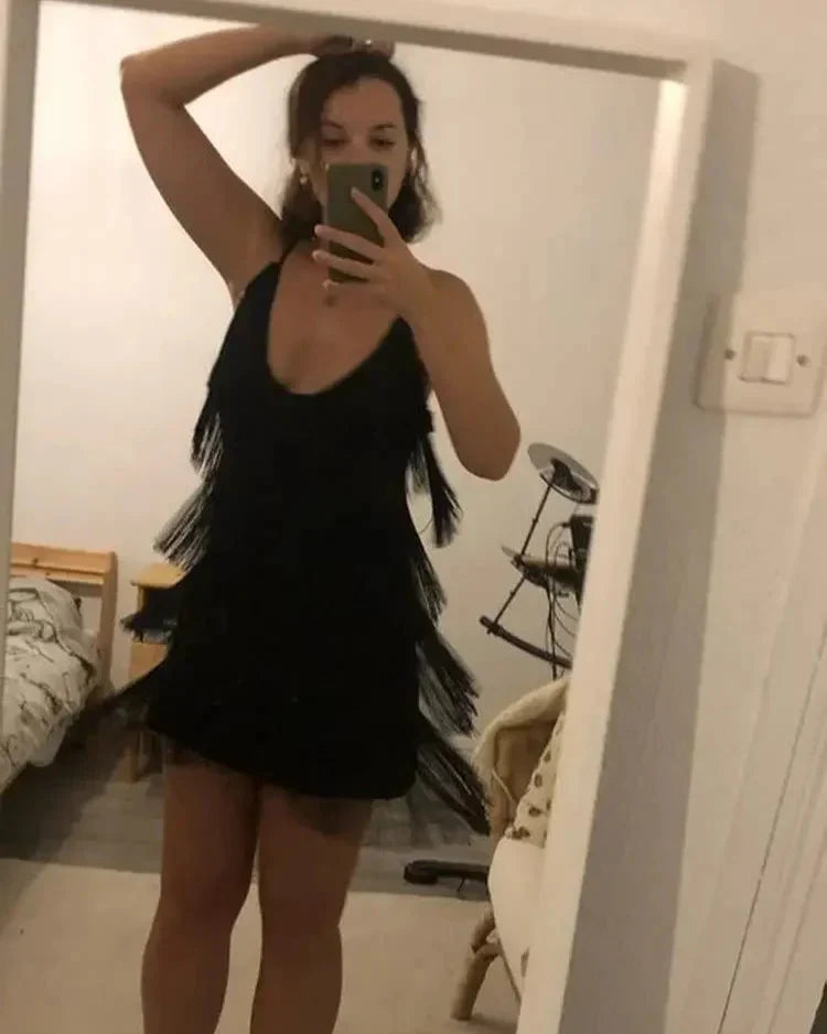 Vestido Feminino Curto em Decote em V - India