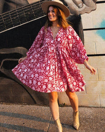 Vestido Curto Solto Estampado de Meia Manga Floral - Mirela