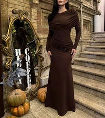 Vestido Longo com Gola Redonda e Mangas Compridas - Orla