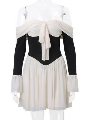 Vestido Curto de Renda Elegante - Freya